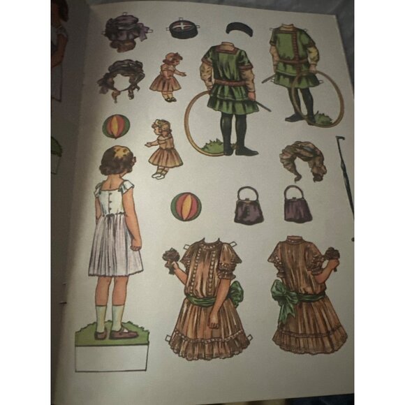 Antique Edwardian Paper Dolls Book By Dover 1975 Edition Reprinted From 1908/191 - Picture 6 of 10